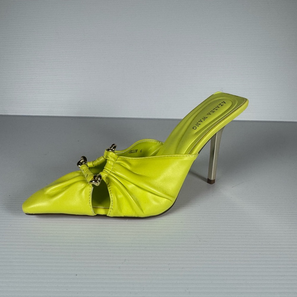 Azalea Wang Otzara Neon Yellow Stiletto Mule Heels Size 6 Statement Pointed Toe